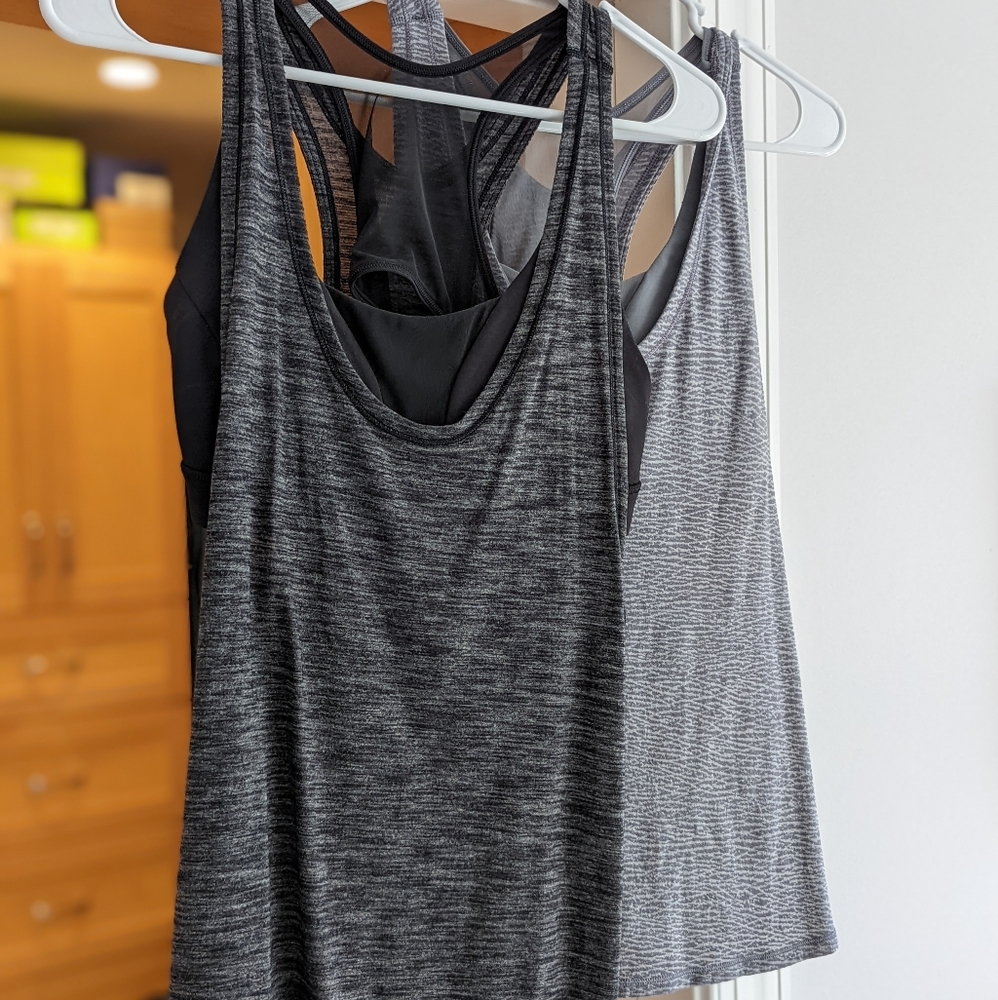Set of 2 Lululemon workout tanks